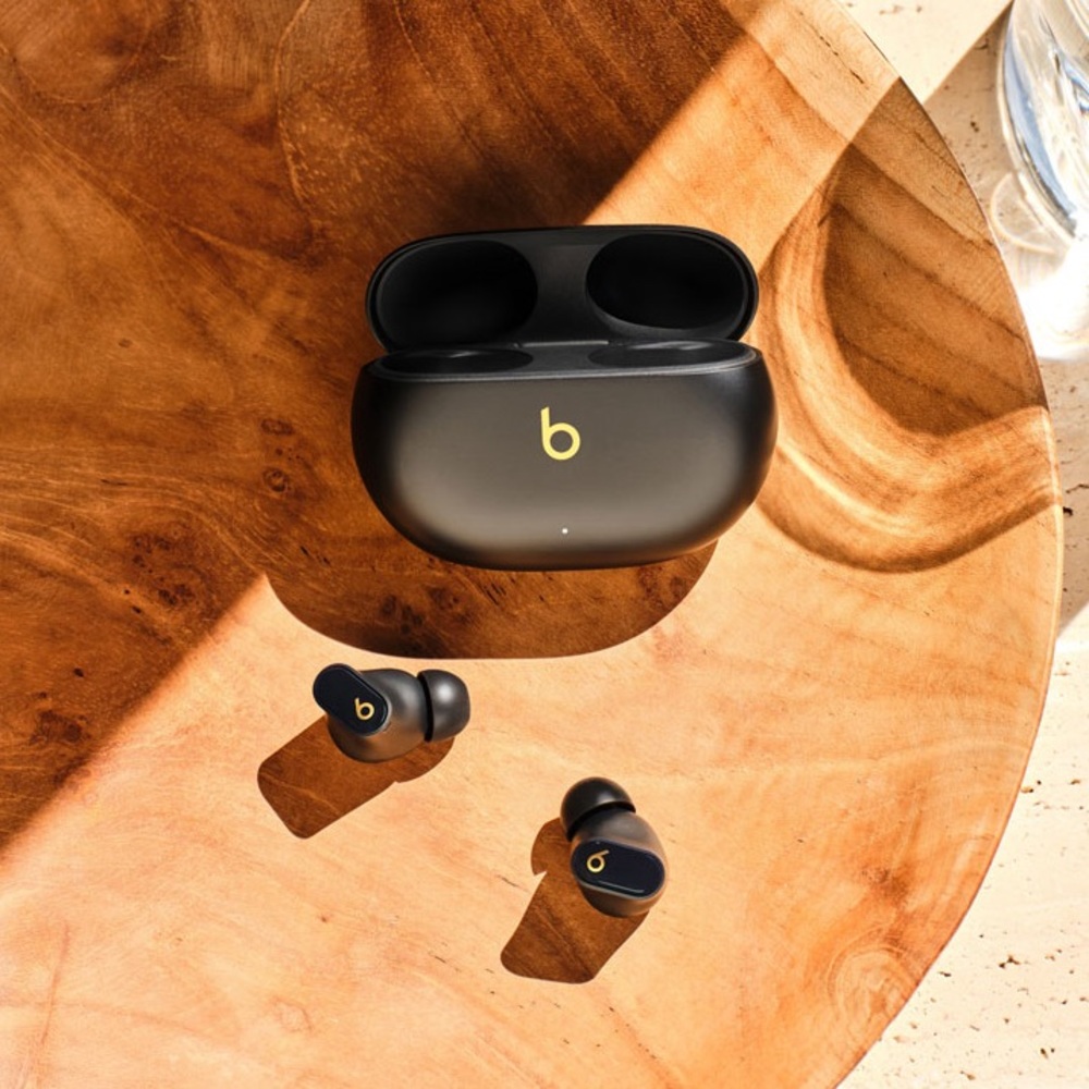 Beats Studio Buds + True Wireless Noise
Cancelling Earbuds - Black/Gold